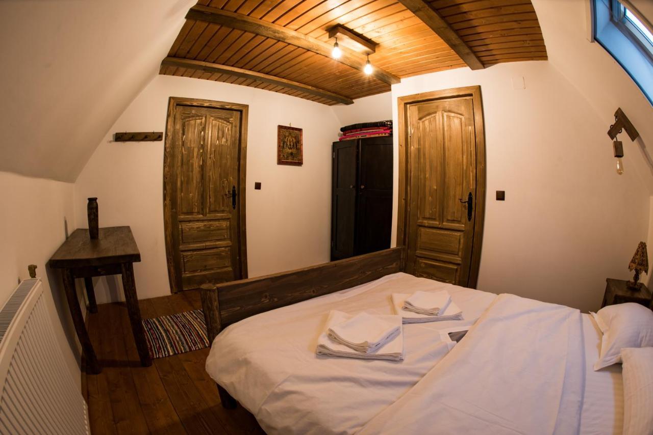 Casa Strabunicului Hotel Partestii de Sus  Luaran gambar