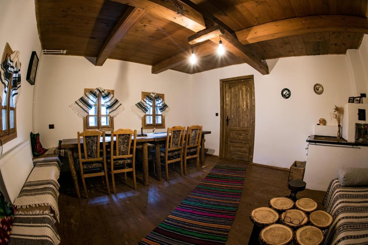 Casa Strabunicului Hotel Partestii de Sus  Luaran gambar