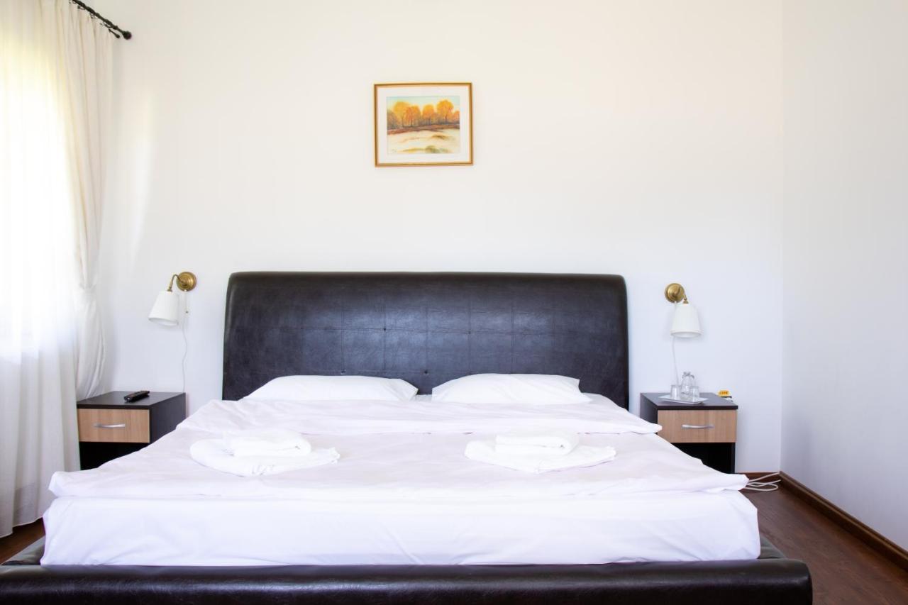 Casa Strabunicului Hotel Partestii de Sus  Luaran gambar