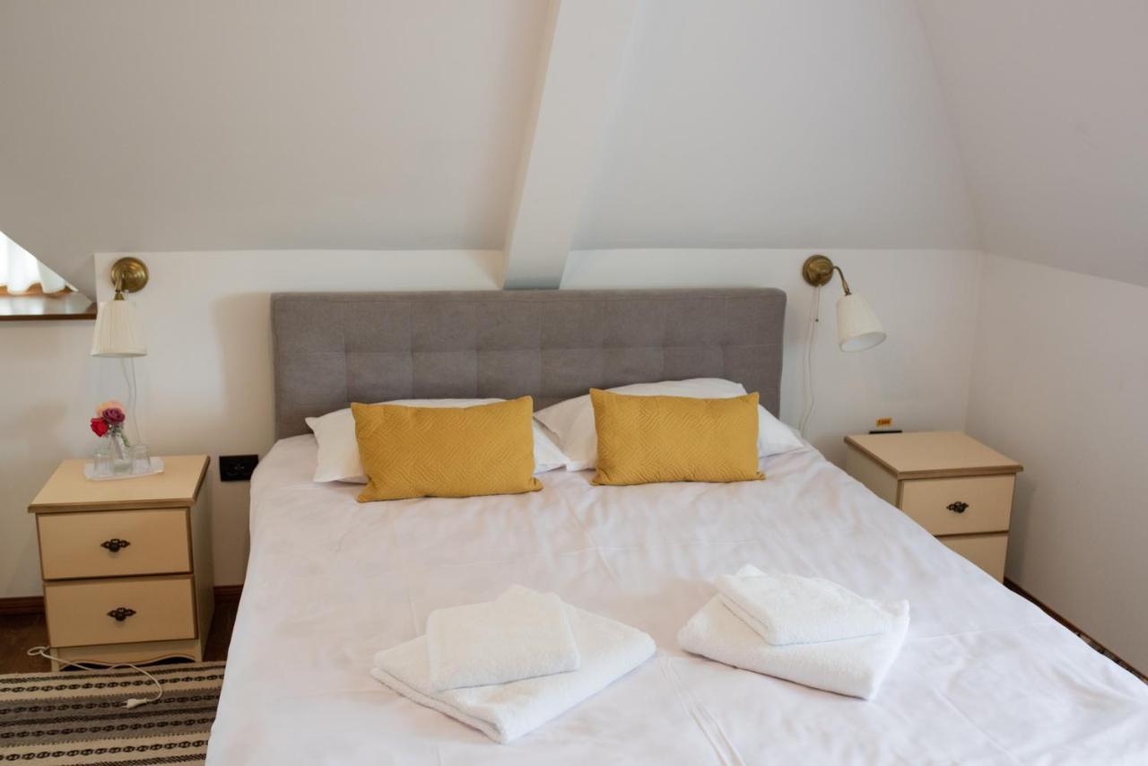 Casa Strabunicului Hotel Partestii de Sus  Luaran gambar